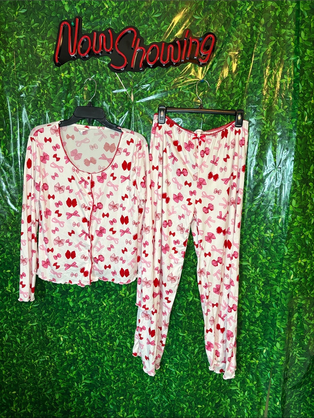 Jr’s Pink and Red Bows  Print Pajama Set